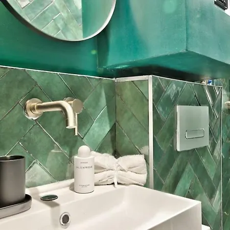 New ! Cosy Intimate Nest Sacre Coeur ! Apartment